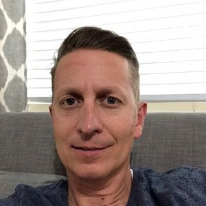 Meet your Posher, Gregory